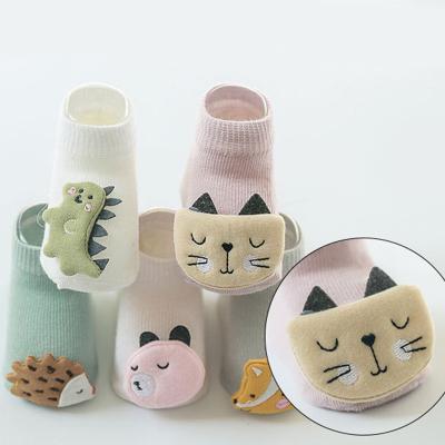 China Cute Viable Cartoon Baby Cotton Animal Socks Design Anti-Slip Solid Color Newborn Baby Socks 0-3y for sale