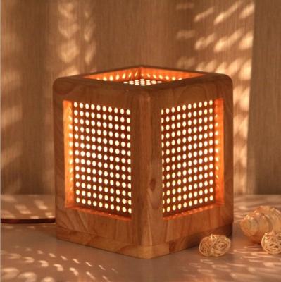 China Modern simple modern rubber wood desk lamp solid wood creative bedroom 100 hole living room lamp for sale