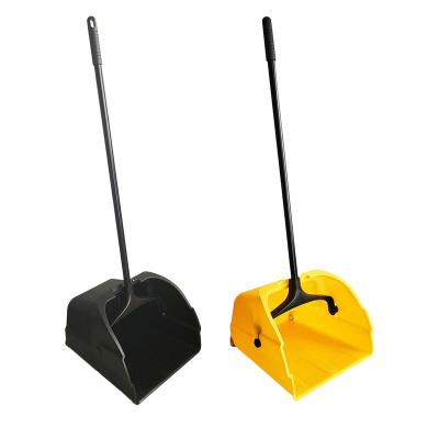 China Hotel lobby dustpan with iron handle and big dustpan for sale