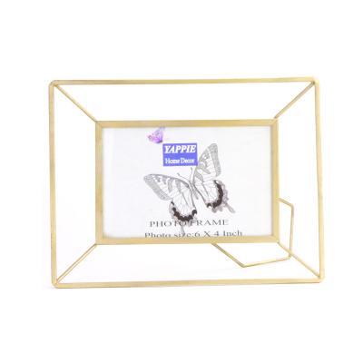 China Luxury Gold Metal Iron Wire Art Foldable Portable Glass-metal Picture Desk Frame for sale