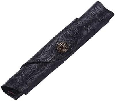 China Vintage Handmade Leather Single Pen Case Holder Cowhide Fountain Pen Sleeve Roll Wrap Pen Pouch (Black Carved) for sale