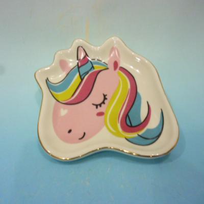 China Rainbow Ceramic Horse Shaped Ceramic Jewelry Dish For Home Decor for sale