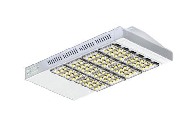 中国 屋外 120W LED の街灯はセリウムの RoHS の承認の内腔 130 lm/w CRI>70 に署名します 販売のため