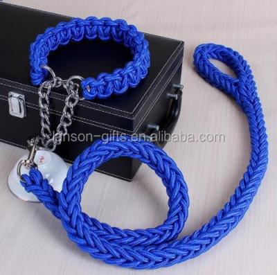 China Durable Dog Leash Strong Rope Colorful Nylon Dog Leash With Soft Handle for sale