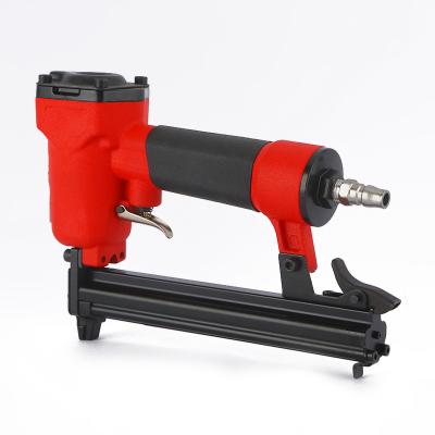 China Decorate New Arrival Pneumatic Wood Frame Stapler Air Nail Gun Furniture Nailer Gun Tool Pneumatic Machine Tools for sale