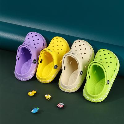 China Summer New Cute Petal Eva Petal Beach Garden Hole Shoes Breathable Kids Non Slip Flat Soft Slippers Boys Girls Sandals Slippers for sale