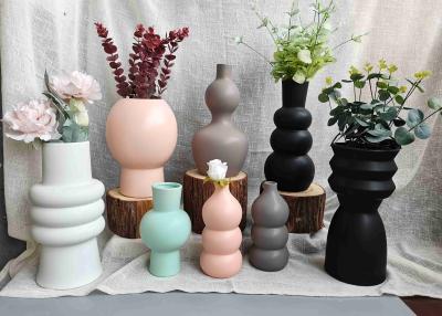 China Factory Direct Supply Classic Handmade Pottery Clay Flower Pot Porcelain Ceramic Statued Vase For Home Decor for sale