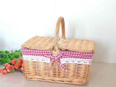 China Handmade Natural Willow Wicker Picnic Basket Cheap Lunch Bags Hot sale products Outdoor Lunch Basket for sale