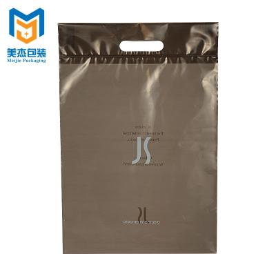 China 2021 Custom Logo Printed Zipper Handle Impact Resistance Plastic Bag Ziplock Die Cut Plastic Bag For Packing Clothing for sale