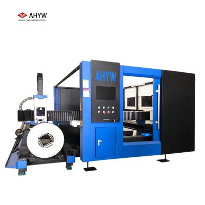 China Programmable Enclosed Metal Sheet And Tube Fiber Laser Cutter for sale