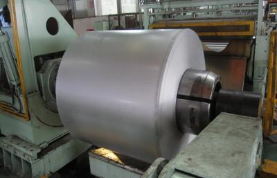 China 914mm 1250mm heißer eingetauchter galvanisierter Stahl umwickelt regelmäßigen Flitter zu verkaufen