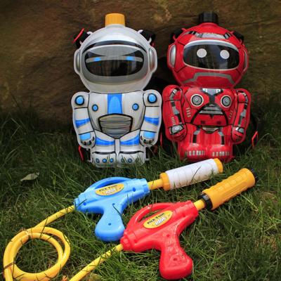 China Outdoor Toys Backpack Squirt Gun Summer Robot Children's Water Gun Toys for sale