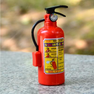 China Funny Outdoor Toys Hot Fire Extinguisher The Whole Person Children's Toys Water Gun for sale