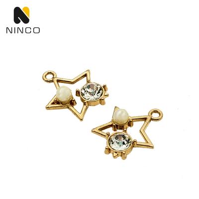 China Eco-Friendly/Nickel Free/Custom Logo Necklace Gold Star Cut Lead Free/High Quality Out Of Designer Zinc Alloy Bra Metal Tags Charms And Pendants For DIY Bracelet Jewelry Making for sale