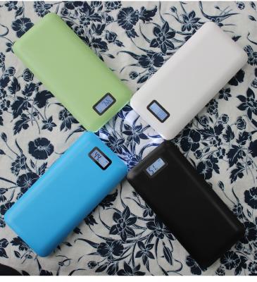 China Smart LED Flashlight Power Bank LCD Display High Capacity PC ABS Material for sale