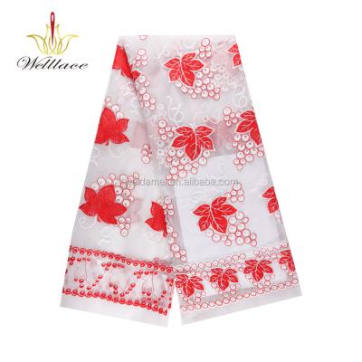 China Sustainable Tulle Mesh Floral Embroidery Embroidered Tulle Lace Fabric Material for sale