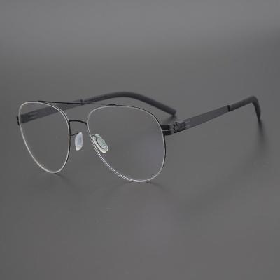 China Hot Selling Simple And Stylish Hot Selling Screwless Men's Germany Glasses Custom Made Titanium Alloy Frame Glass Frame for sale