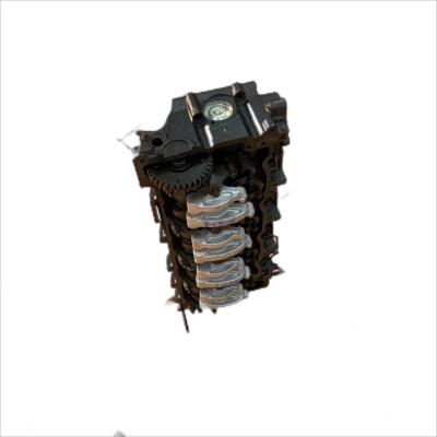 China Isuzu 4HK1T Cylinder Head Cover Customized by for 2004-2006 Year and Engine Code for sale