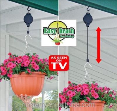 China Easy Reach Plant Hanger Pulley For Hanging Baskets Bird Feeders Elevate LowerAs Seen On TV ST097 for sale