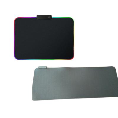 China 2021 Yohi RGB Factory Direct Selling Good Quality RGB Mousepad Gaming Comfortable Rubber Mouse Pad for sale