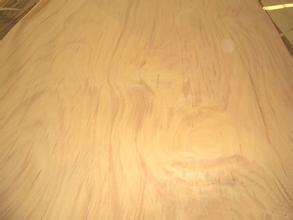 China Natural Plywood 0.4mm Rotary Cut Marsawa Wood Veneer Manufacturer in Linyi for sale