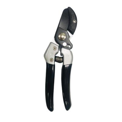 China Best Quality Non-Slip Handle Garden Scissors Metal Pruner Gardening Tools Garden Shears for sale