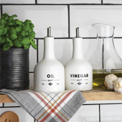 China Custom Viable Oil Dispenser Logo Modern Design Kitchenware White Ceramic Dressing Bottle Set White Ceramic Dressing Bottle Set for sale