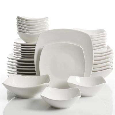 China Stocked Style Minimalist Hotel Used Dinnerware Set Wedding Porcelain Dish Set Nordic White Ceramic Dinner Set for sale