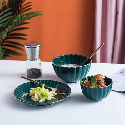 China Stocked Promotional Cheap Nordic Ceramic Dinnerware Set Green Luxury Ceramic Dinner Set With Gold Rim for sale