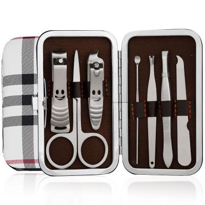 China Promotional Fashion Customization Gift 7pcs Smile Face Mini Manicure Set With Case for sale