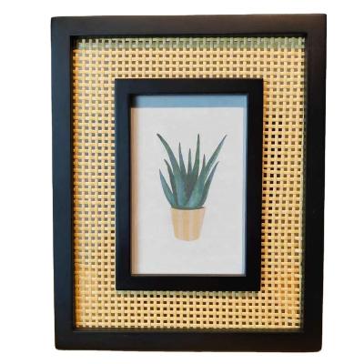 China Wholesale Wooden Rattan Photo Frame Custom Size/Desktop/Wall 4*6 Picture Board Frame/Display Art Frame