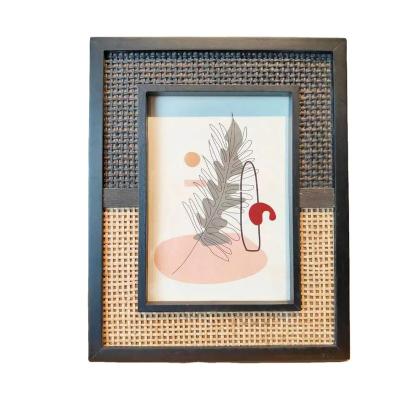 China New Design Custom Square Rectangle Morden White Black Natural Wood Picture Frame Picture Frames for sale