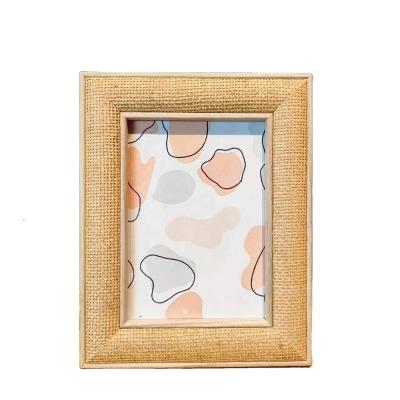 China Morden Different Sizes New Style Wholesale Woven Wooden Photo Frame Display For Desk / Wall for sale