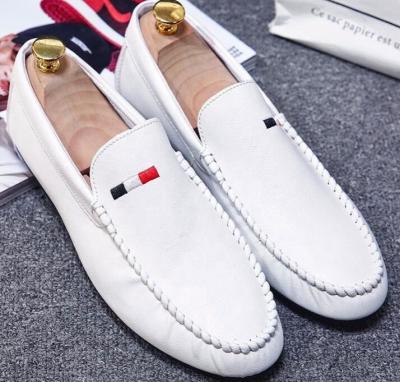 China Cheap Spring Men's Canvas Shoes Fashion Moccasin Casual Shoes Accept Customized Size for sale