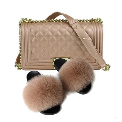 China Real Rainbow Jelly Bags Set Women Fur Slippers Vintage Fox Fur Slides Fluffy Travel Fur Shoes Flip Flops Graffiti Handbag Fashion for sale