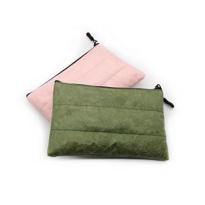 China Fashion Eco Friendly Waterproof Fabric Organizer Cosmetic Zipper Toiletry Makeup Pouch Tyvek Paper Bag for sale