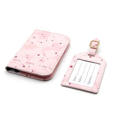 China Custom Fashion Standard Size PU Soft Leather Passport Cover Customize Logo Pink Black Luggage Tag Passport Holder Set for sale