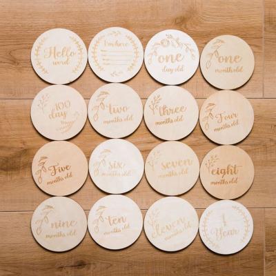 China Europe Factory Custom Laser Engrave Wooden Discs Baby Monthly Milestone Wooden Cards for sale