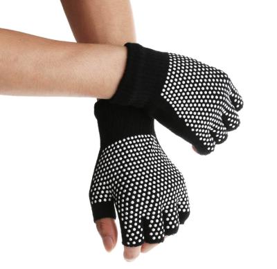 China Fingerless Fitness Unisex Simple Single Crochet Knit Half Finger Gloves Gym Gloves Men Women Non-slip Wear Sports Accessories for sale