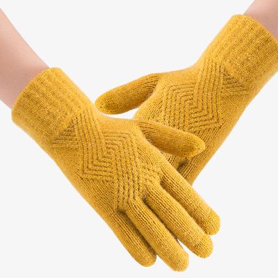 China 2020 Wholesale Unisex Winter Warm Knitting Gloves Touch Screen Mittens Winter Plush Touch Screen Gloves Women Winter Thermal Jacquard Magic Gloves for sale