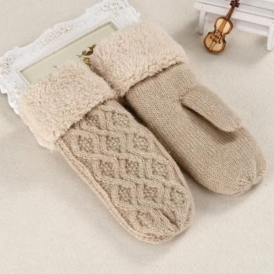 China Keep Warm Keep Warm Women's Winter Gloves Warm Scratch Mittens Cozy Wool Knit Jacquard Gloves Novelty Mittens Deep Twisted Cold Weather Accessories for sale