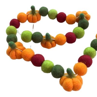 China Recyclable Thanksgiving Wreath-Thanksgiving Decor Felt Ball Wreath-Felt Pumpkin Table Decor-Thanksgiving Garland-Harvest Decor for sale