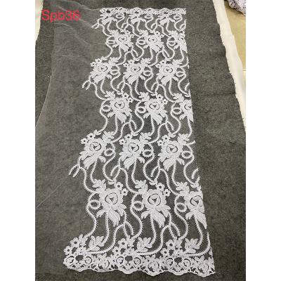 China Viable New Style Shiny Bridal Mesh Embroidery Fabric Sequined Lace Fabric Te koop