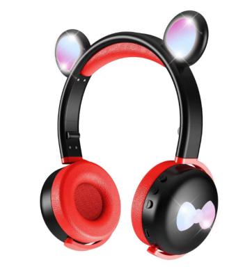 China Free Sample LED Headphones Wireless Foldable Cat Ears Light Ladies and Kids Wireless Headphones Earbuds for sale