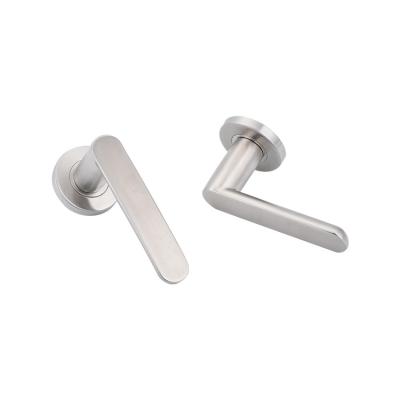 China Supplied with bolt-thru fixings wholesale custom design hot sale 304 stainless steel modern door pull handle for sale