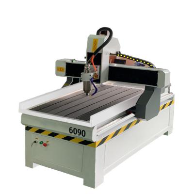 中国 superior in quality atc wood router cnc wood cutting and engraving machine automatic wood 3d models carving cnc router 販売のため