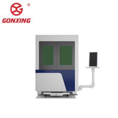 China Raytools Laser Head Metal Stainless Steel Tube and Iron Sheet Automatic Closed Fiber Laser Cutting Machine for sale