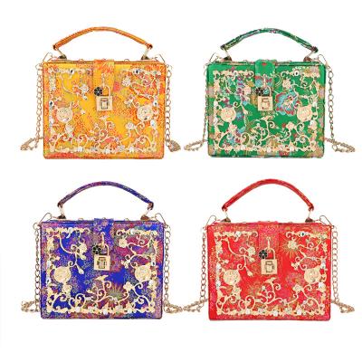 China Designer Luxury Acrylic Embroidered Floral Women Rhinestone Evening Clutch Bag Lock Cross - Square Diamond Box Handbag Clutch Body Bags for sale