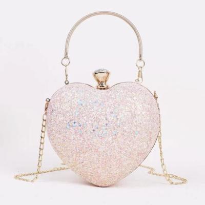 China Fashion Glitter Heart Shape Sequin Cross - Body Evening Handbags Women Party Clutch Bag Bling Wedding Purse for sale