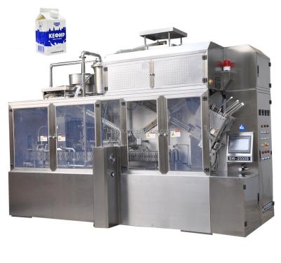 China Liquid Fresh Soybean Milk Filling Machine For Gable Top Carton for sale